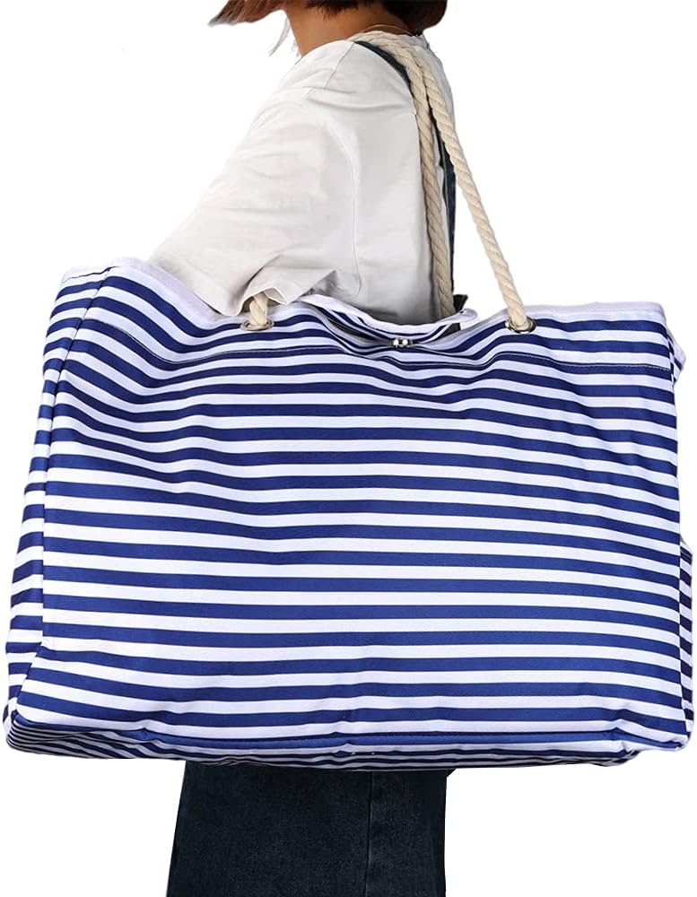 Dames waterdichte strandtas en bijpassend reisetui, samen getoond. Extra groot en ideaal voor vakantie.