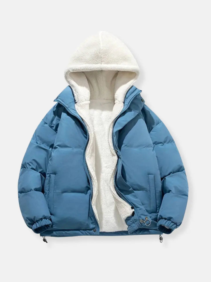 Slank gesneden Lunara winterjas, een elegante keuze voor de modieuze vrouw.