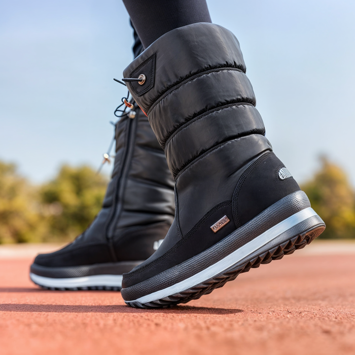 Witte dames winterboots, comfortabel en warm gevoerd, perfect voor een trendy winterlook.