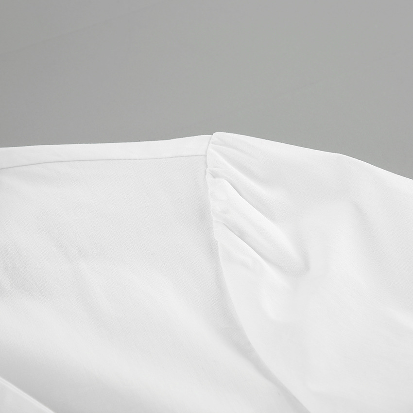 Stijlvol wit dames overhemd met strik, perfecte pasvorm en comfort voor elke gelegenheid. Damesmode essentieel.