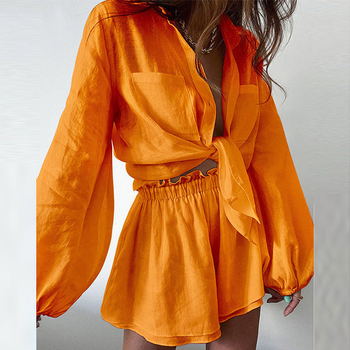 Zwarte comfortabele dames zomer set, bestaande uit een chique top en losse shorts voor de zomer.
