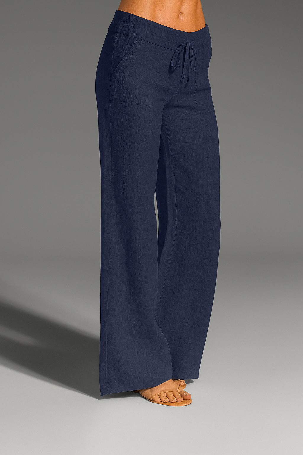 Dames zomerbroek met elastische taille in lichtgewicht stof, ideaal voor comfortabel en casual gebruik.