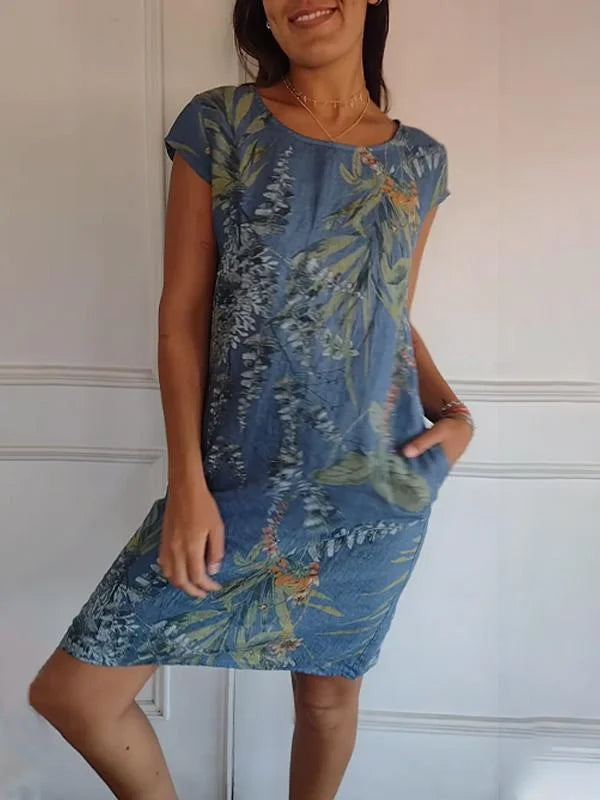 Comfortabele strandjurk voor dames met unieke bedrukking, ronde hals. Ideaal voor warme zomerdagen.