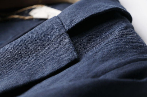 Detail mouw: Lichtgewicht damesblazer met elegante afwerking. Essentiële bovenkleding voor lente/zomer.