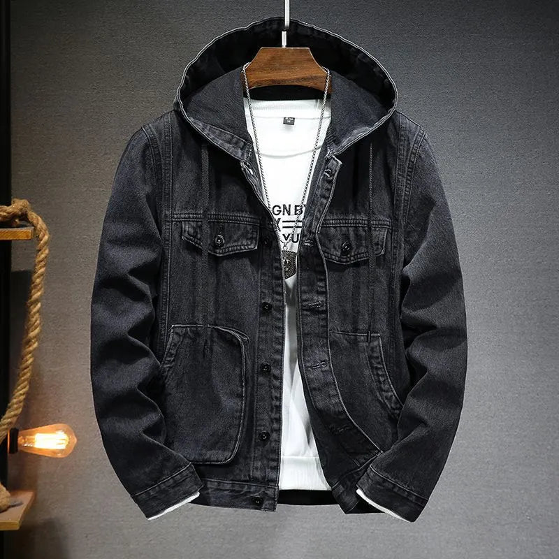 "Denim spijkerjas met capuchon voor heren, klassiek ontwerp, robuust denim, perfecte pasvorm, blauw of zwart beschikbaar."