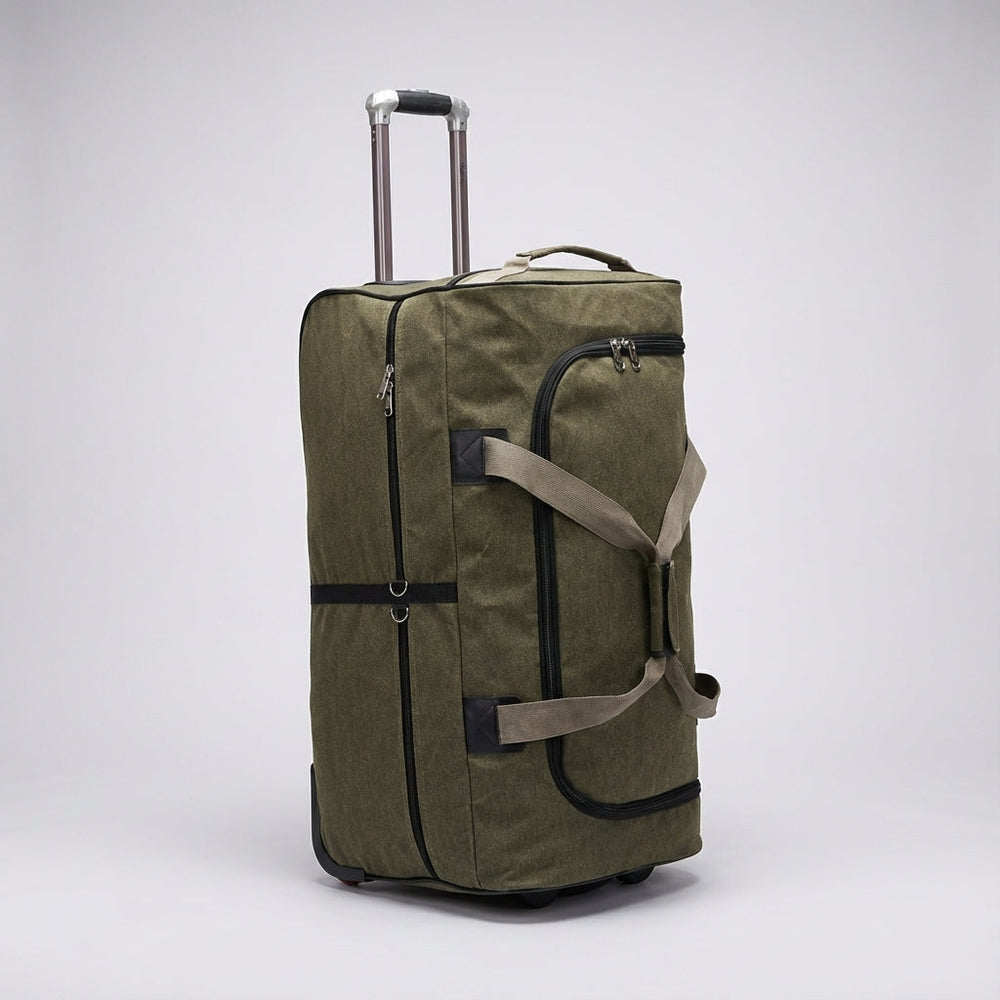 Robuuste trolley reistas met stevige wielen, perfect voor moeiteloos vervoer van al je bagage.