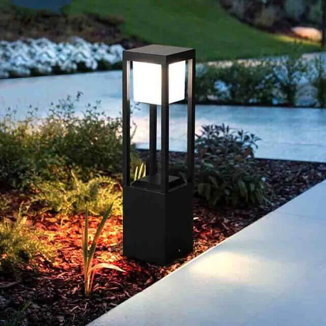 Kubusvormige Buitenlamp op Zonne-energie (60cm)