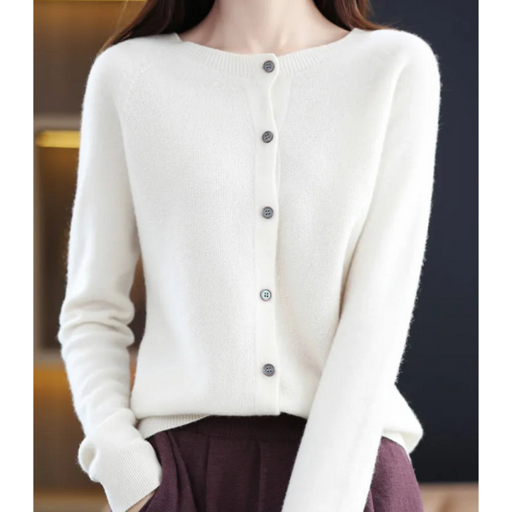 Modieus damesvest, o-hals en knoopsluiting, voor een stijlvolle en comfortabele look.