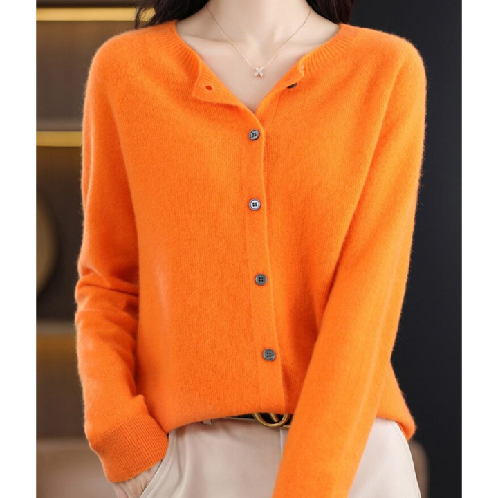Comfortabel damesvest met o-hals, knoopsluiting, perfect voor elke gelegenheid.