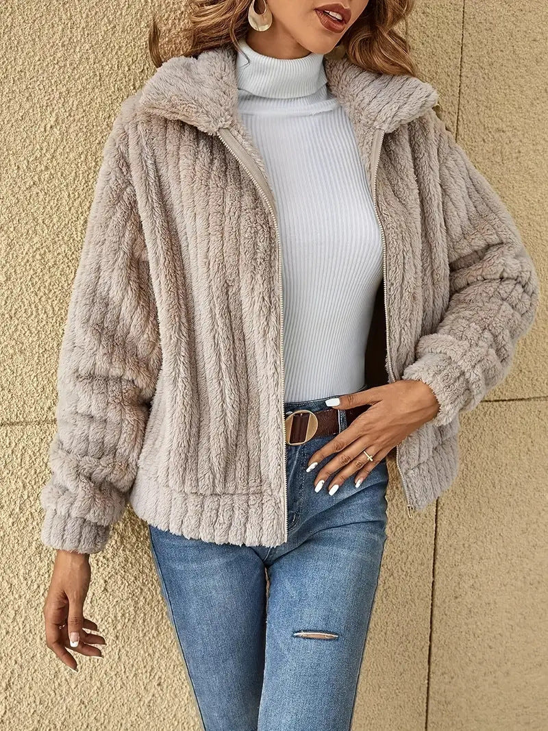 Elegant gebreid dames gilet, comfortabel vest perfect voor stijlvolle wintermode.