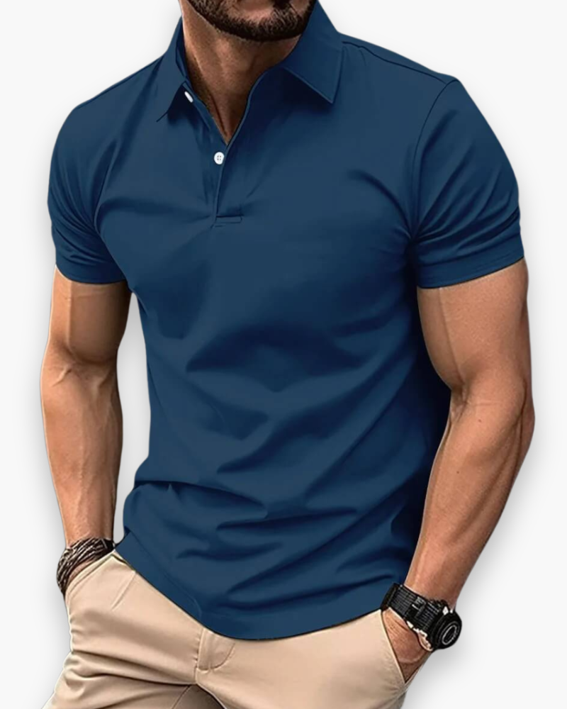 Veelzijdig heren zomer poloshirt, geschikt voor casual en geklede gelegenheden. Ademend materiaal.