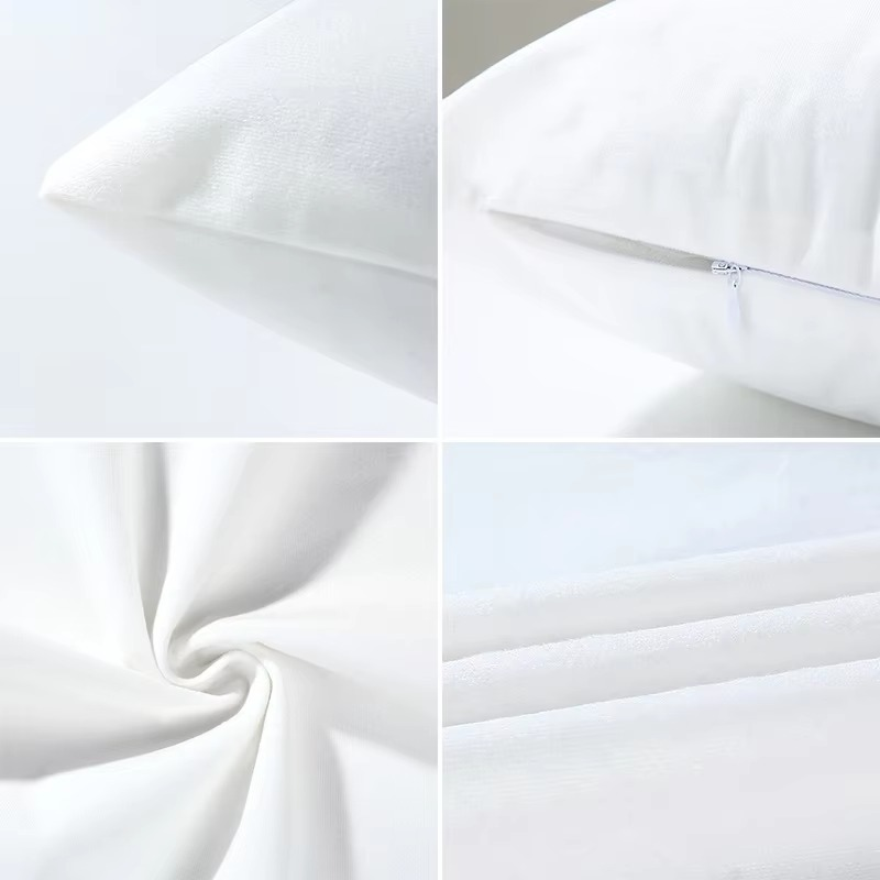 "Elegante CoastalBloom kussenhoes met bloemmotief, past in elk interieur, biedt comfort en bescherming tegen slijtage."