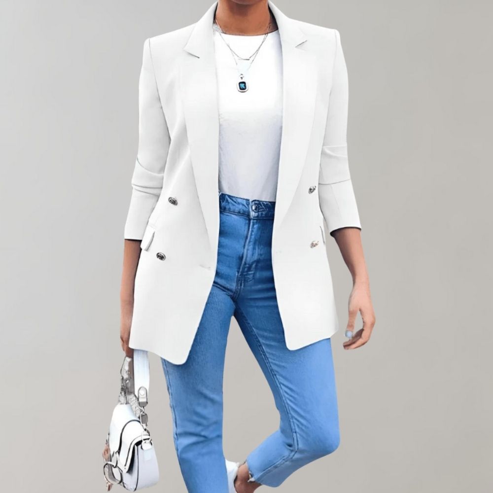 Veelzijdige dames blazer, comfortabel en elegant, makkelijk te combineren voor casual of chique looks.
