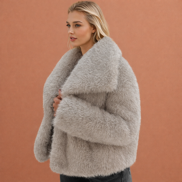 Elegante dames bondjas, warm en stijlvol voor de winter. Perfecte tijdloze bovenkleding voor koude dagen.