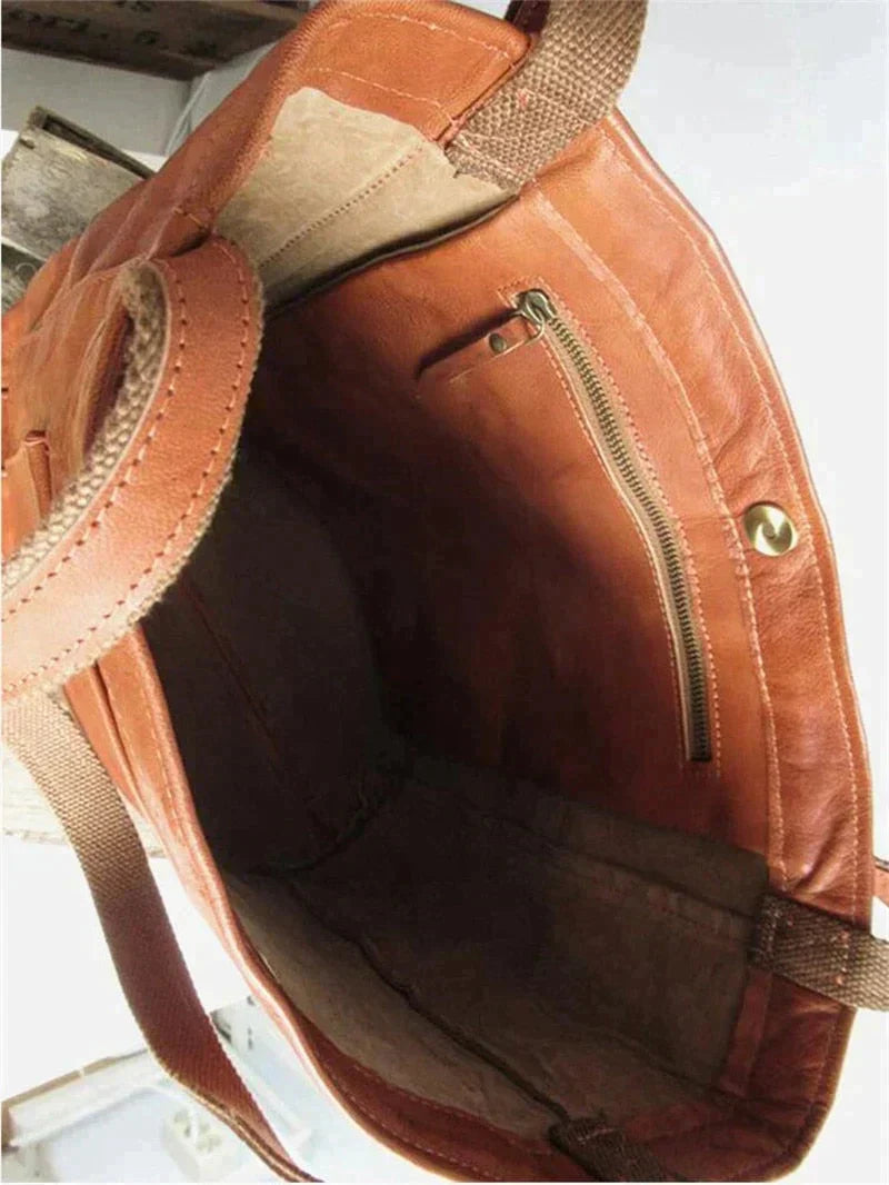 Duurzame vegan leren dames handtas, elegant ontwerp. Ruim en stijlvol accessoire perfect voor elke gelegenheid.