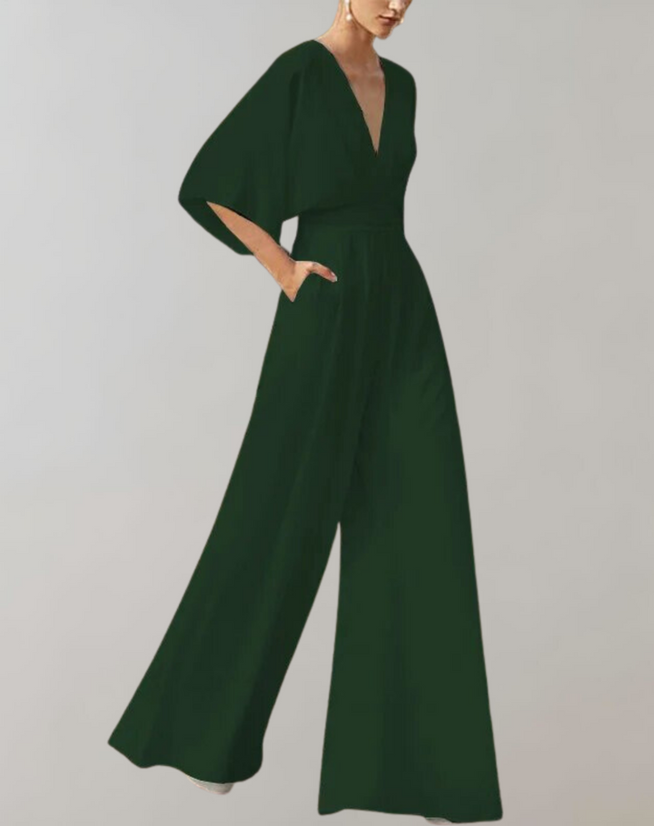 Speciale gelegenheid? Dames jumpsuit met wijde pijpen en diepe V-hals voor een chique en trendy avondoutfit.