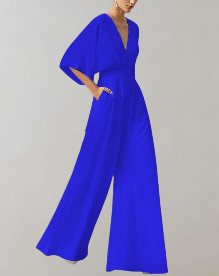 Chique feestkleding: trendy dames jumpsuit met wijde pijpen en elegante V-hals, ideaal voor avondjes uit.