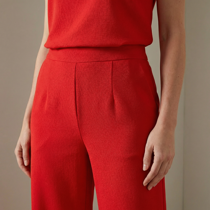 Chique dames jumpsuit mouwloos met wijde pijpen; elegante avondkleding of casual chic zomer jumpsuit.