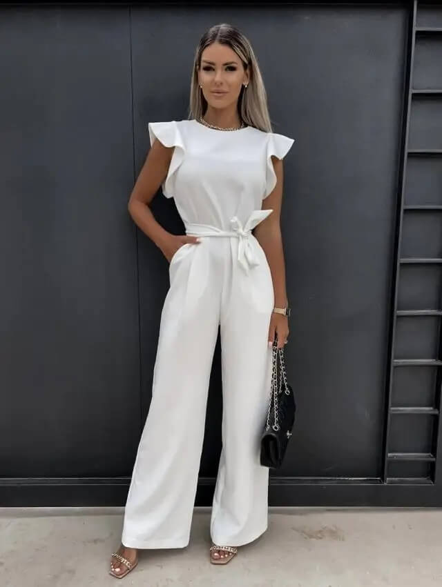 Stijlvolle mouwloze dames jumpsuit met wijde pijpen. Een comfortabele keuze voor modieuze damesmode.