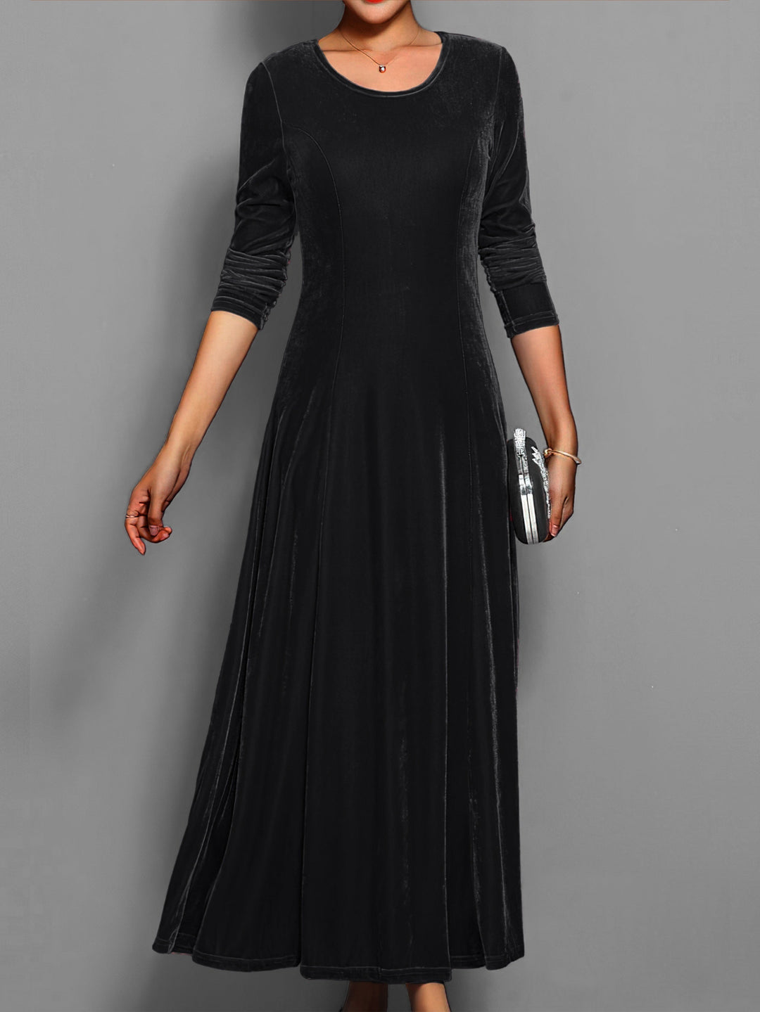 Formele dames maxi jurk voor bruiloften of gala's, met elegante lange mouwen en ronde hals.