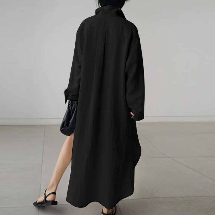 Dames midi overhemdjurk, elegant met volledige knoopsluiting. Stijlvolle polojurk voor veelzijdige damesmode.