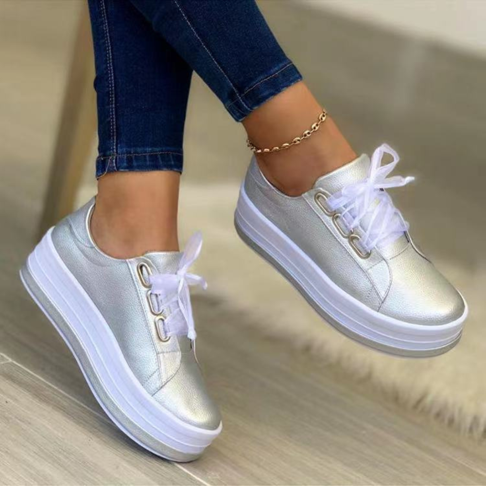 Sportieve damesschoenen met orthopedische ondersteuning, perfect voor lopen en actieve zomerdagen.