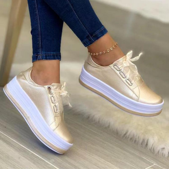 Stijlvolle dames comfortschoenen met unieke lintveters, bieden uitstekende ondersteuning voor dagelijks gebruik.