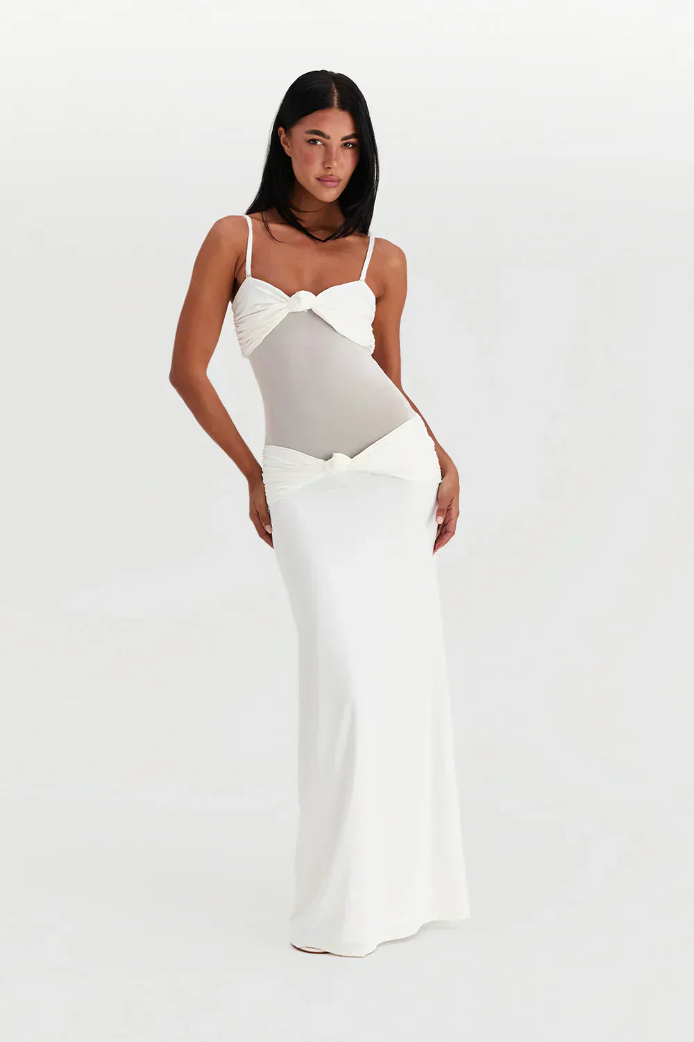 Strapless dames plissé maxi jurk, stijlvol en veelzijdig. Ideaal als feestjurk of chique zomerse avondjurk.