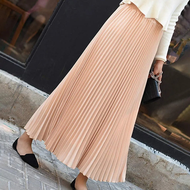 Veelzijdige dames plooirok, makkelijk te combineren voor zowel casual als elegante outfits en damesmode.