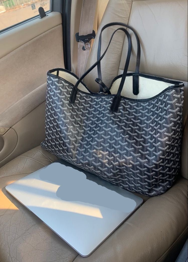 Stijlvolle groene dames tas; een elegant en modern accessoire voor dagelijks comfort en klasse.