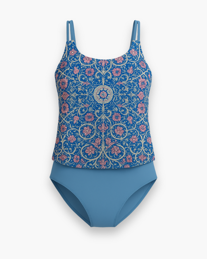Dames tankini badpak, comfortabel en stijlvol. Ideaal voor een dagje aan het strand of bij het zwembad.