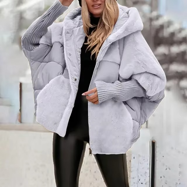Perfecte dames winterjas voor koude herfst- en winterdagen. Warm, comfortabel en met een modieuze look.