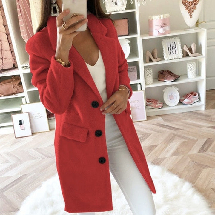 Dames winterjas Selene, perfect voor elke gelegenheid. Stijlvolle en warme jas die elegantie toevoegt aan mode.