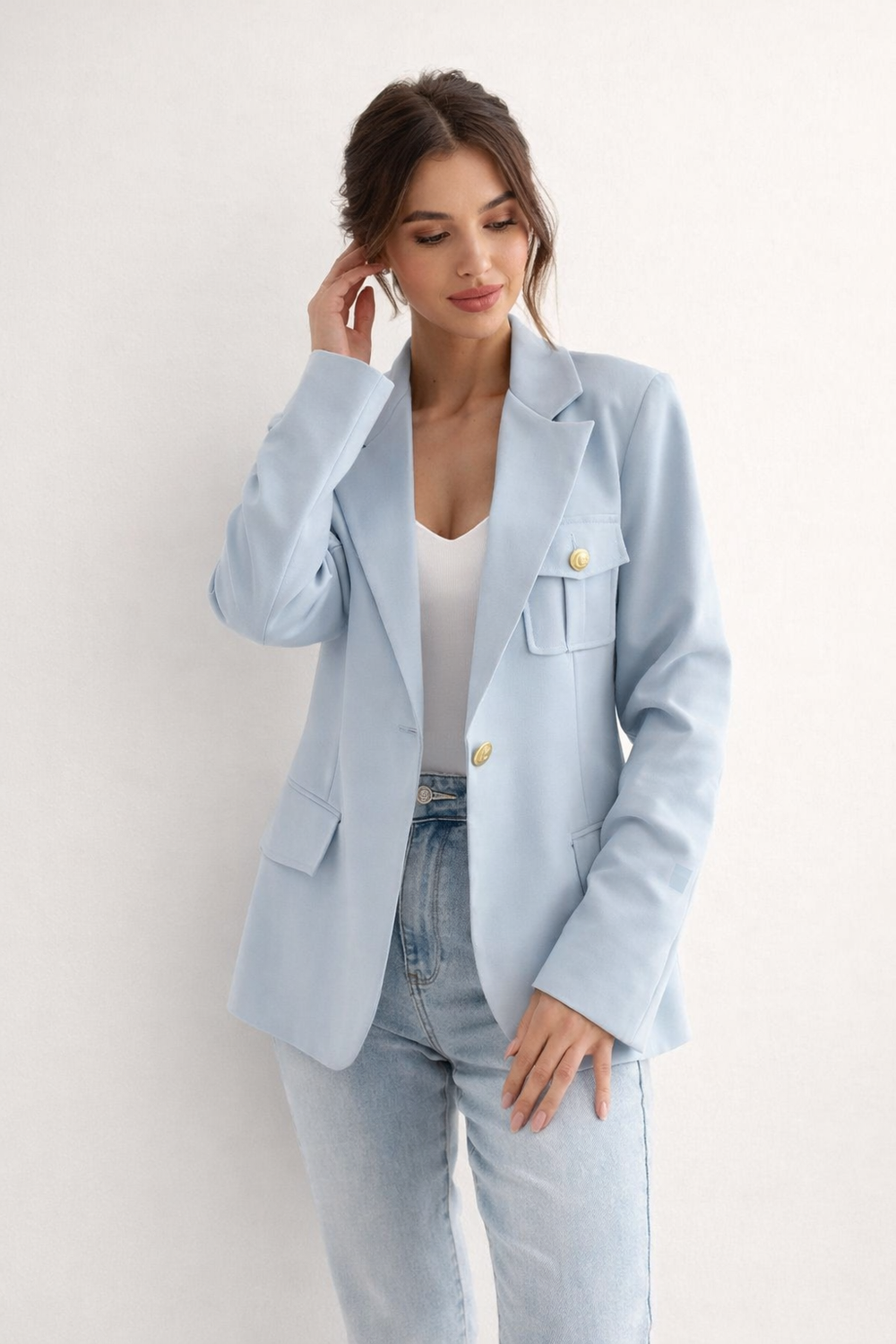 Stijlvolle elegante damesblazer, revers, rechte pasvorm. Ideaal voor kantoorkleding en zakelijke outfits.