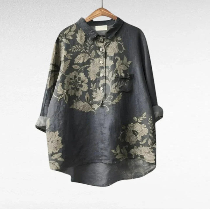 Modieuze oversized damesblouse met lange mouwen, elegante V-hals en subtiele ruches, chique en comfortabel.