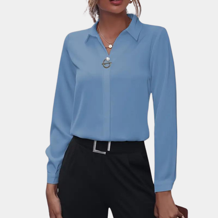 Veelzijdige damesblouse, elegant en comfortabel. Geschikt voor zowel kantoor als lente/zomer casual looks.