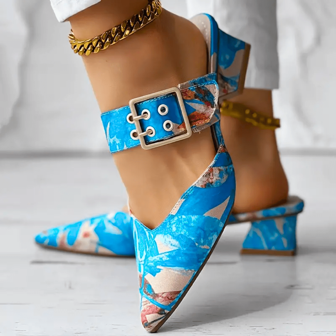 Veelzijdige damesschoenen met verstelbare riemen, combineren elegantie met comfort voor modieuze looks.