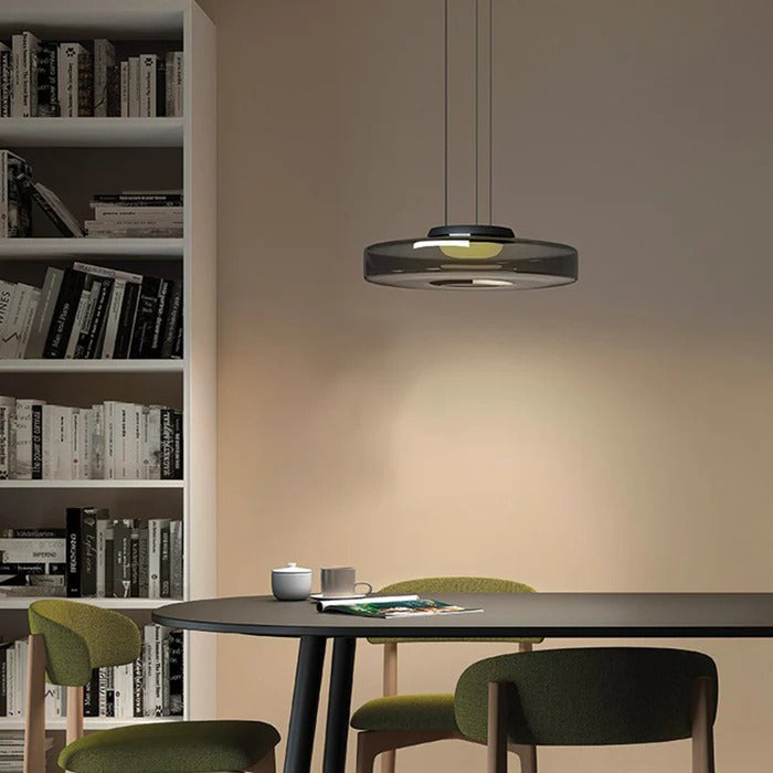 Elegante glazen hanglamp in Bauhaus-stijl, verstelbare LED-hanglamp, warm wit licht, modern design voor binnenshuis.