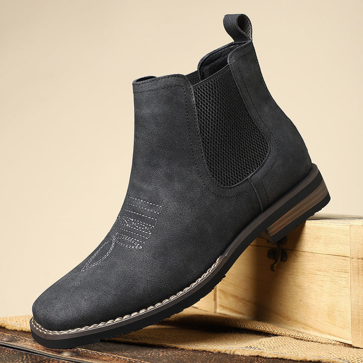 Bruine, grijze of zwarte heren Chelsea boots. Westerse stijl instappers voor lente- en herfst casual schoenen.