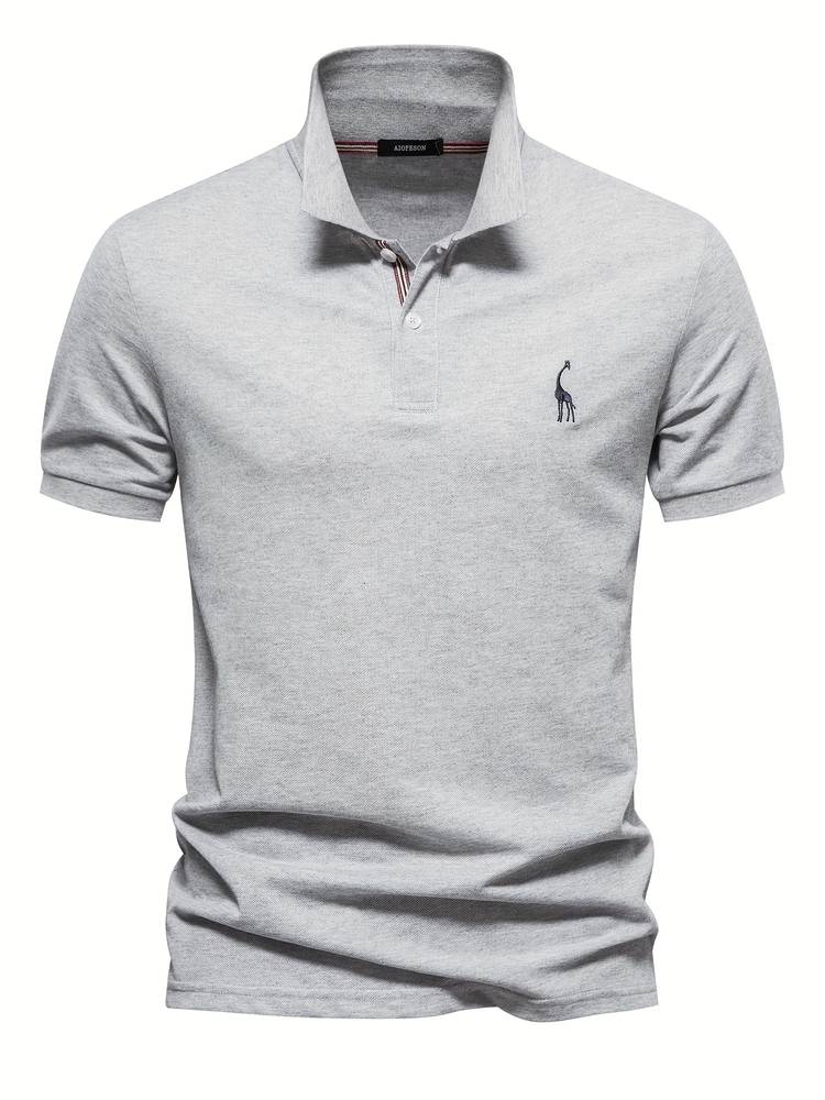 "Elegante heren polo in beige, blauw en bordeaux rood met hoogwaardige afwerking, perfecte balans tussen stijl en comfort."