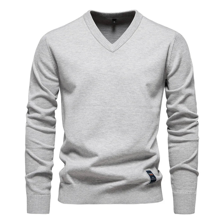 Zachte, comfortabele heren V-hals trui. Stijlvolle herenmode, perfect voor najaar en winter.