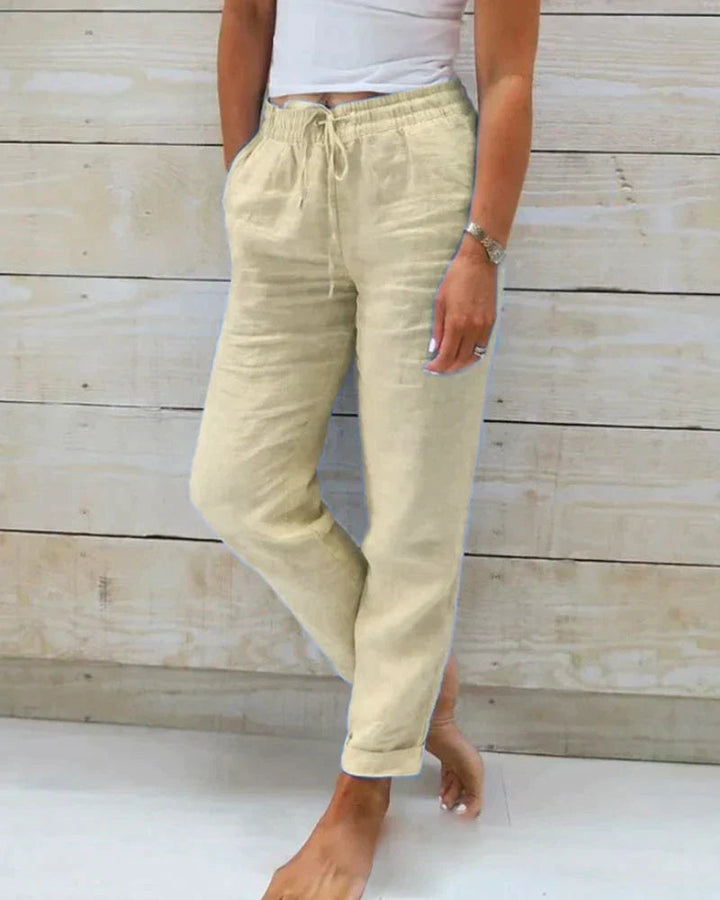 Lange damesbroek, elegant en veelzijdig. Ideaal voor kantoor, dagelijks gebruik of een stijlvolle zomerlook.