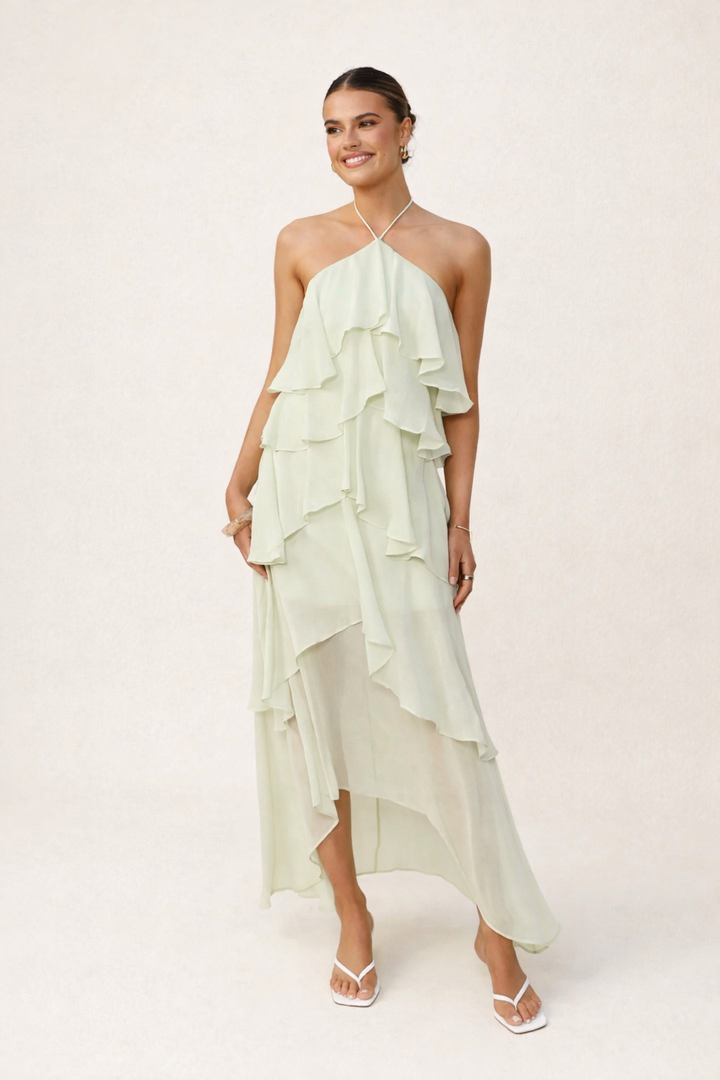 Elegante lange halterjurk voor dames, perfect voor zomerfeesten, bruiloften of een chique avond uit.
