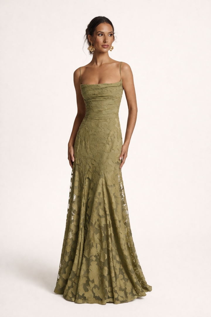 Moderne galajurk dames, lange strapless stijl met een verfijnde rechte halslijn voor formele events.