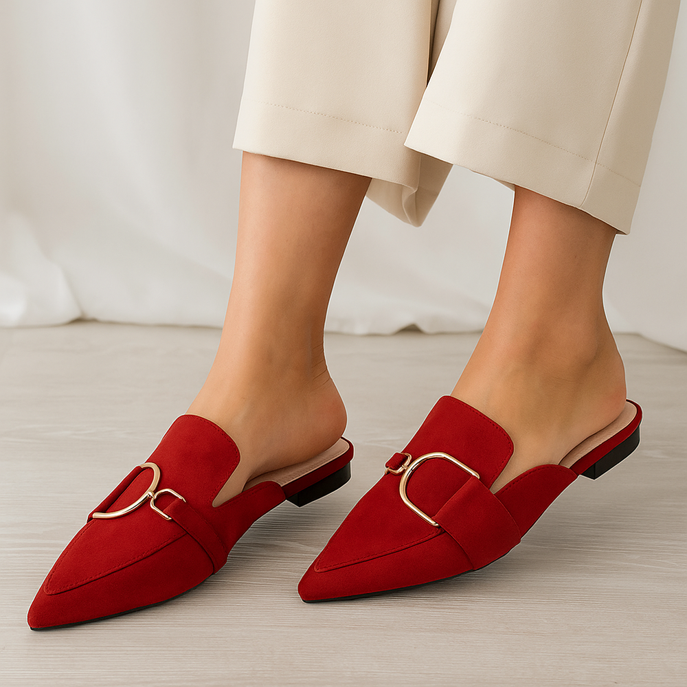 Comfortabele platte Noruega damesmuiltjes met D-gesp, perfecte slip-on schoenen voor casual gebruik.