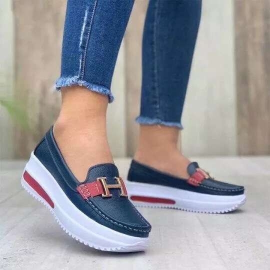 Trendy orthopedische damesschoenen, perfect voor zomerse dagen, met focus op houding en balans.
