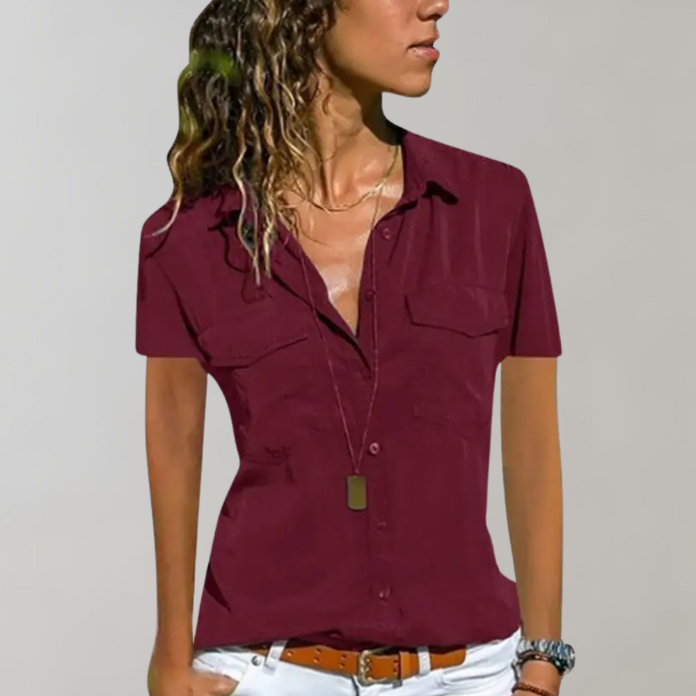 Elegante Serena damesblouse met korte mouwen, ideaal voor de zomer. Comfortabele en vrouwelijke top voor elke gelegenheid.
