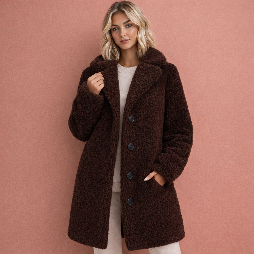 Luxe dames manteljas voor winter. Warme en elegante bovenkleding met comfortabele pasvorm.