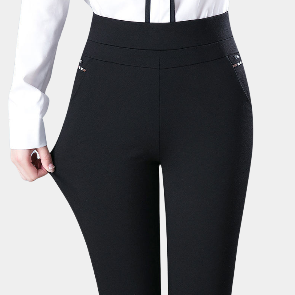 Elegante zwarte damesbroek met stretch, hoge taille en flatterende pasvorm, ideaal voor zowel formele als informele gelegenhe