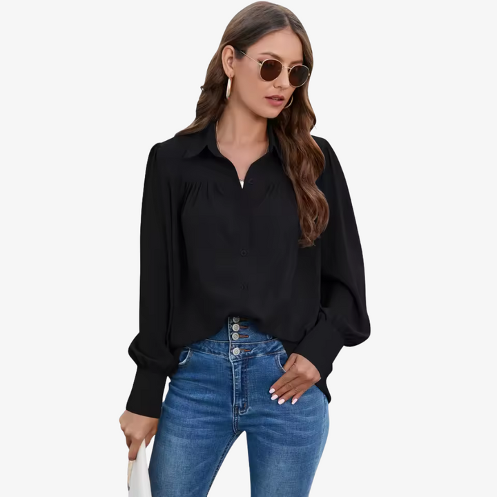 "Elin chiffon blouse met luchtige lantern-mouwen en knoopsluiting, ideale stijlvolle damesmode in diverse kleuren."